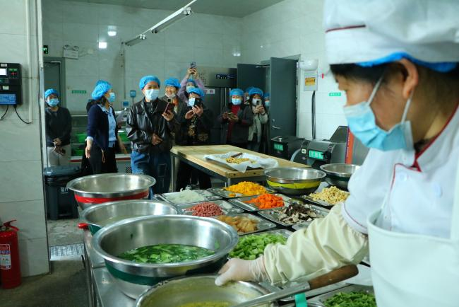 家园同心筑防线 共育护航伴成长——第十三届第二次家委会、伙委会